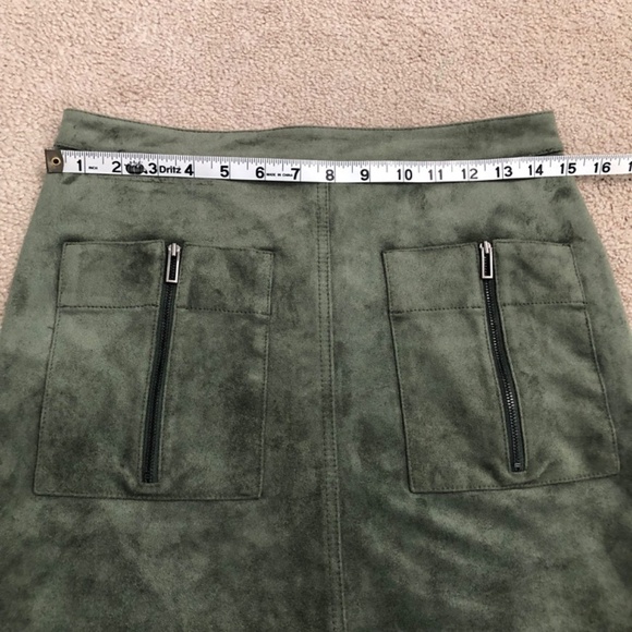 BCBGMaxazria Faux Suede Mini Skirt Olive Green XS - Picture 12 of 13